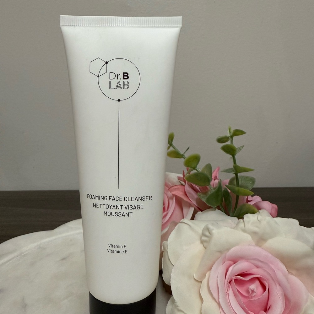 Dr. B Lab Oil-to-Foam Cleanser - NWT - 125 mL (4.2 oz) - Picture 3 of 5